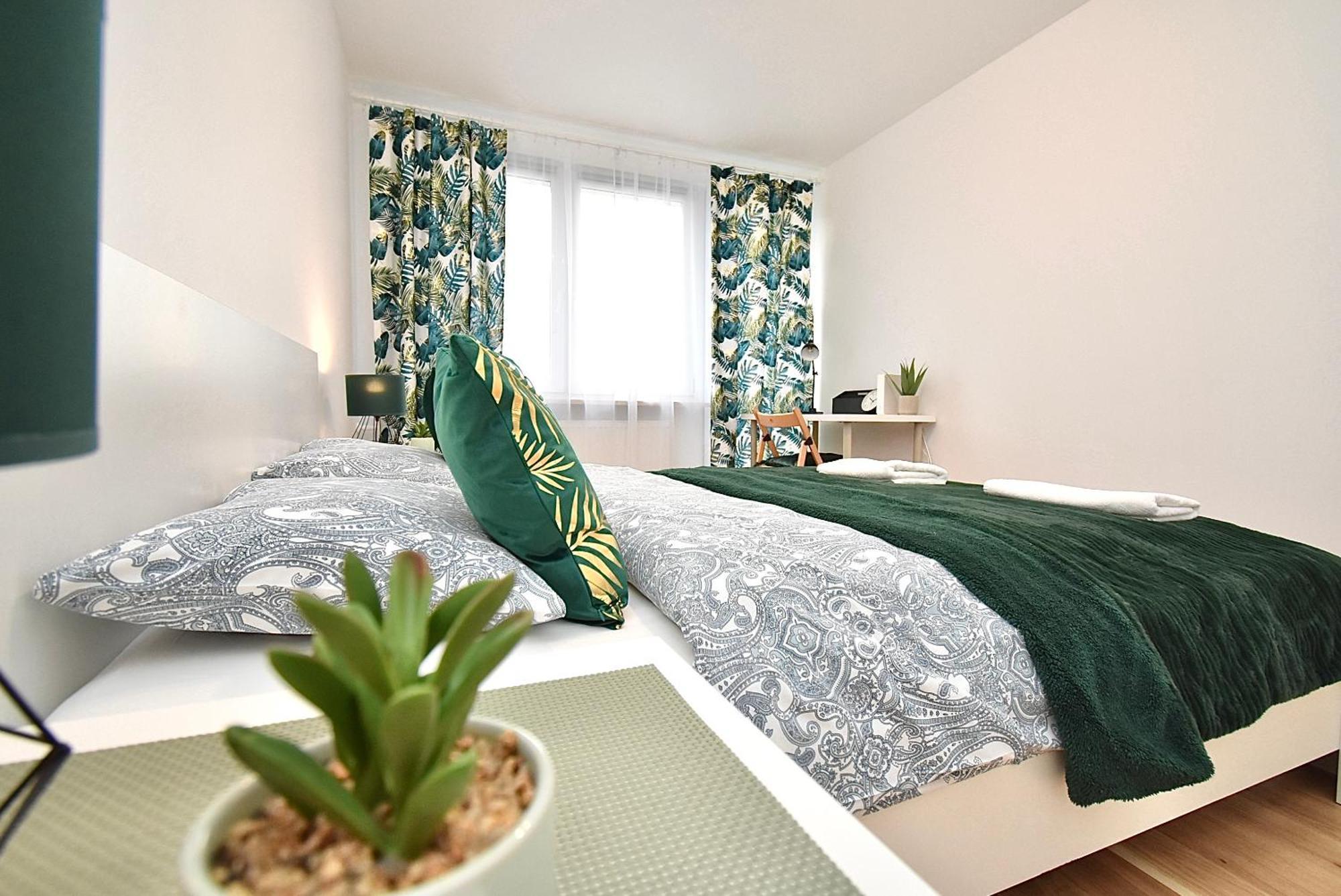 Rental Apartment Obrzezna 华沙 外观 照片